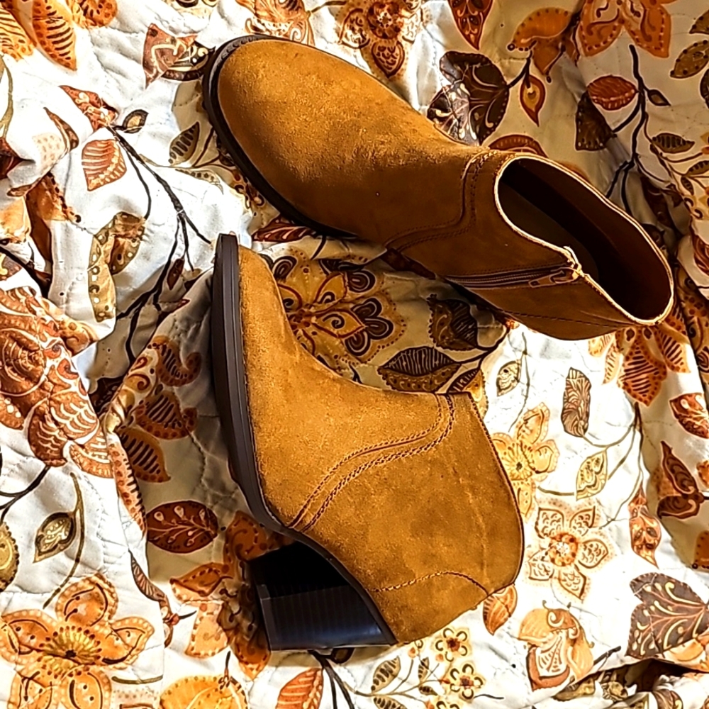 Market & Spruce Imogen Block Heel Ankle Bootie